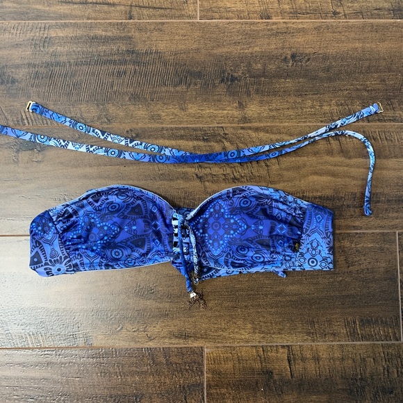 Bikini top - Picture 1 of 2
